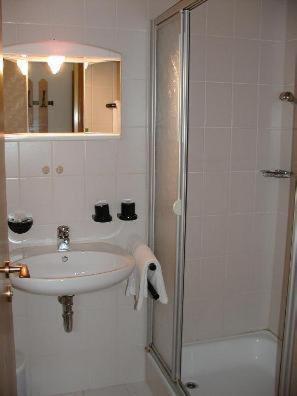 Gasthof Zum Brunnen Mörnsheim Habitación foto